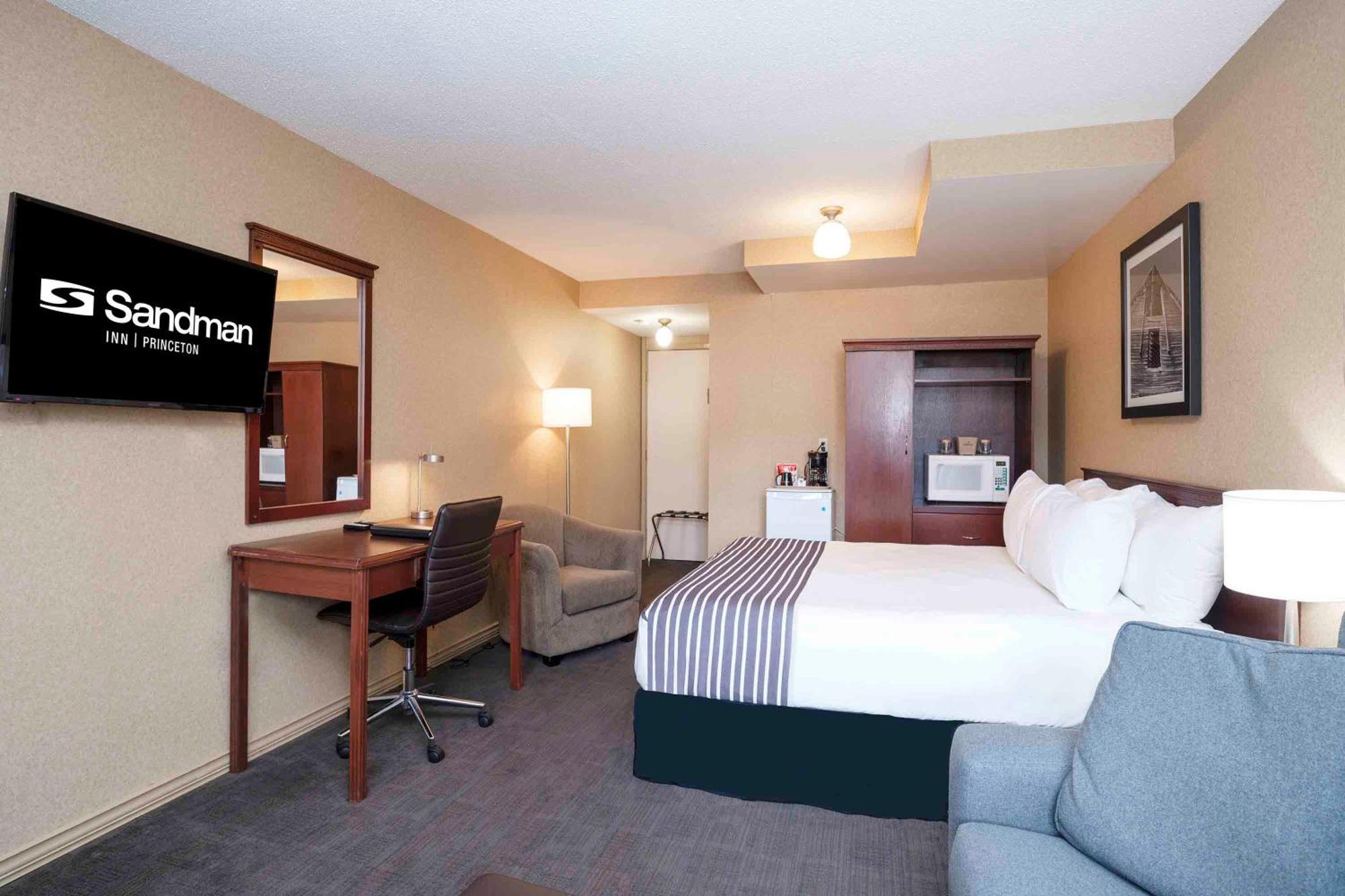 Sandman Inn Princeton Bagian luar foto